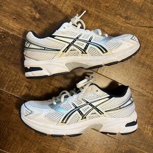ASICS Gel-1130 Size 5.5
